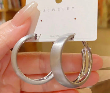 Exaggerated Retro Brushed Metal Hoops