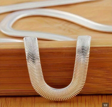 Herringbone Necklace (Silver)