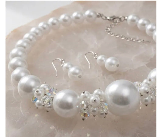 Pearl Choker Set w/bead clusters